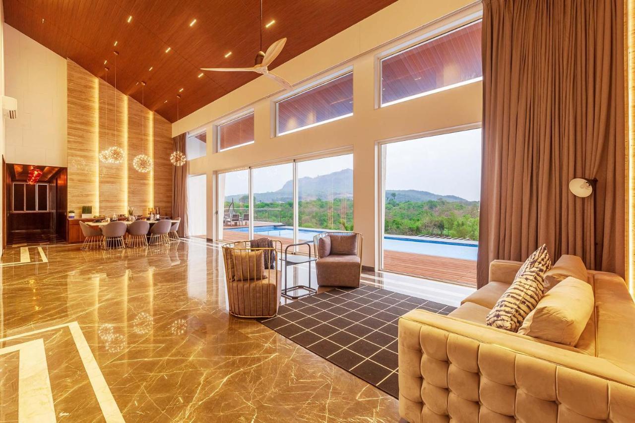Stayvista'S Villa 107 At Canary Farms - Pure Veg With Huge Lawn, Pool And Home Theatre Лонавала Экстерьер фото