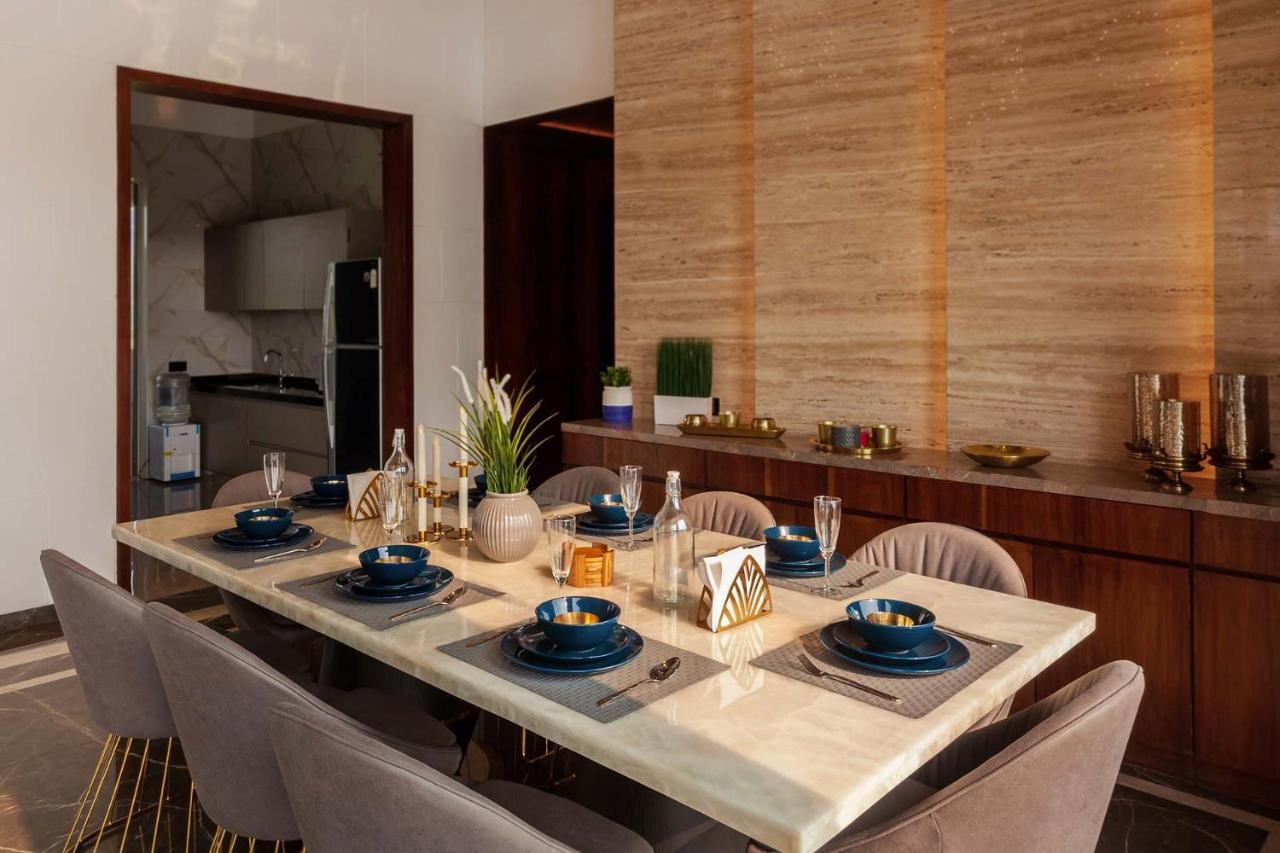Stayvista'S Villa 107 At Canary Farms - Pure Veg With Huge Lawn, Pool And Home Theatre Лонавала Экстерьер фото