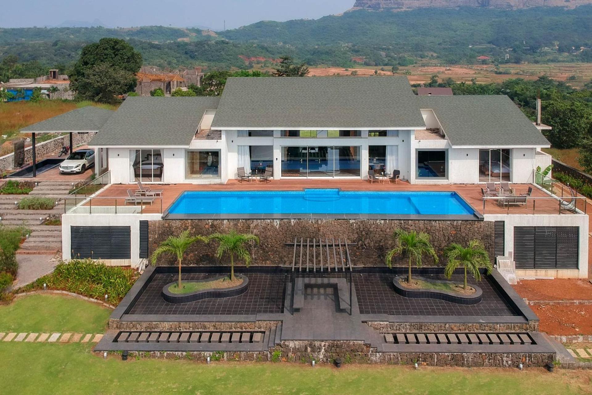 Stayvista'S Villa 107 At Canary Farms - Pure Veg With Huge Lawn, Pool And Home Theatre Лонавала Экстерьер фото